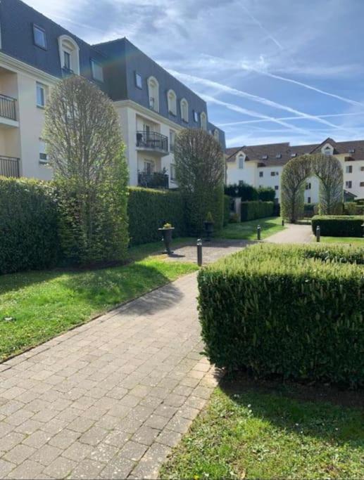 Les Jardins De Magny. Apartment ภายนอก รูปภาพ